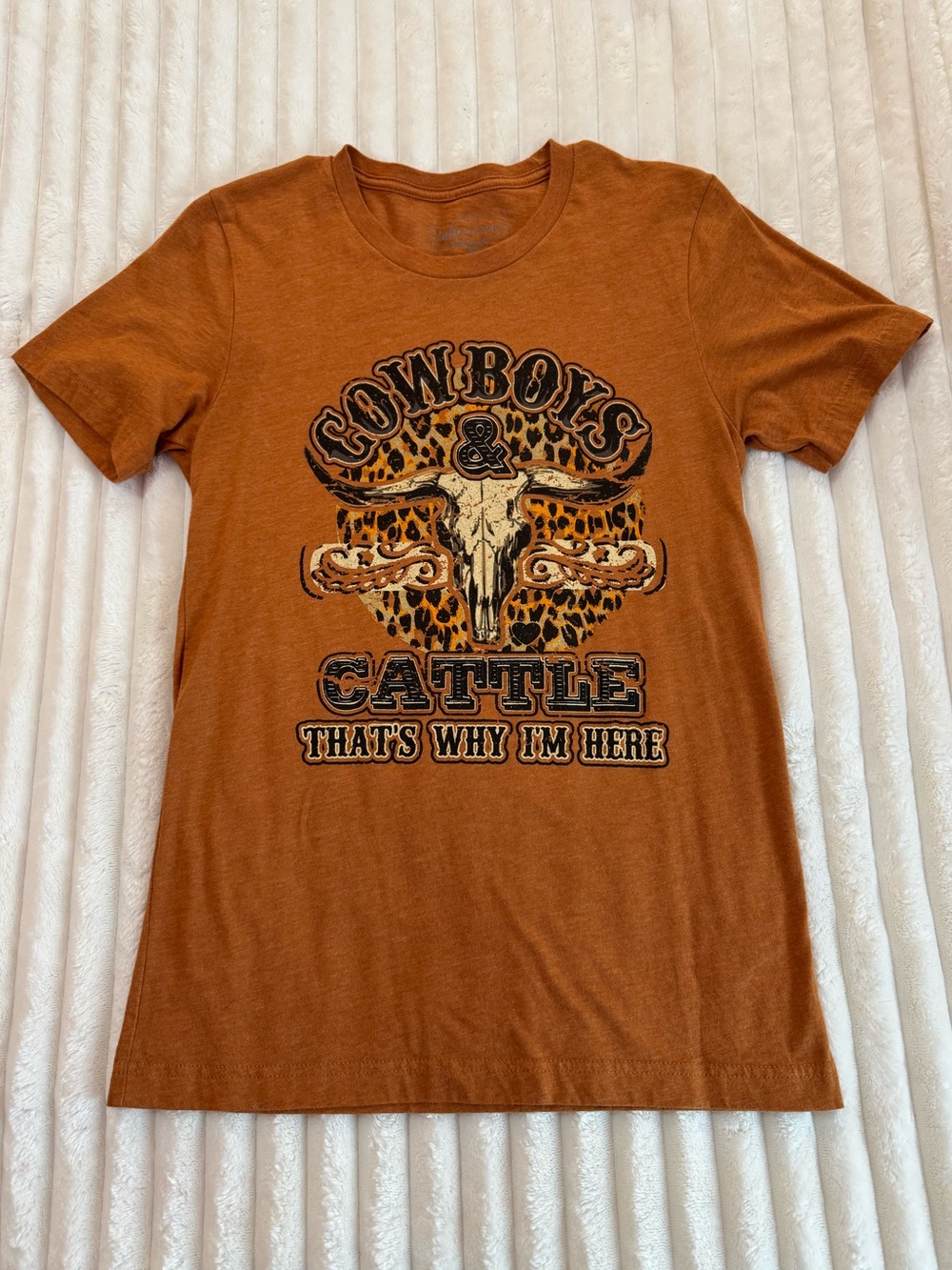 NWOT Lulu Mac Cowboys & Cattle Graphic Tee in Rust